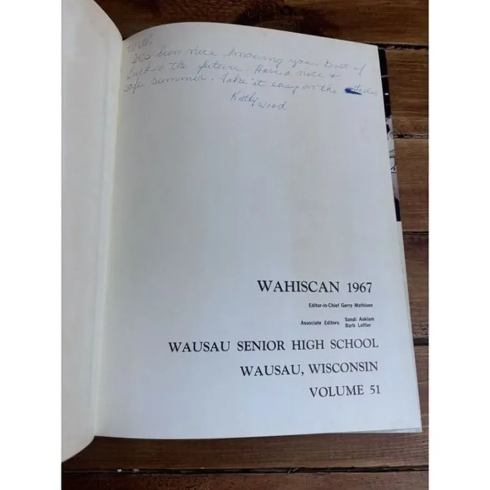 Wausau High School 1967 Wahiscan Yearbook Wausau, Wisconsin Vintage SIGNATURES‎